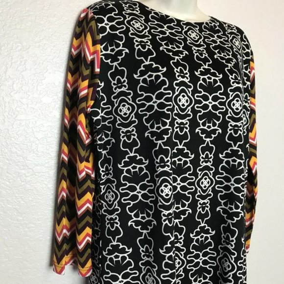 Black & White Zig Zag Long Sleeve Shift Dress XS - Picture 7 of 10